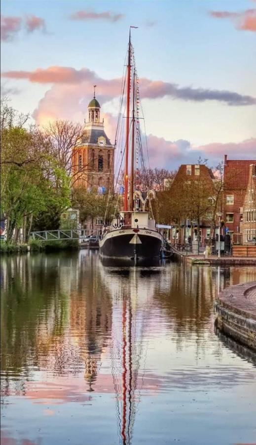 Airbnb 'Logeren Aan Het Plein' In Het Centrum Van Meppel Kültér fotó