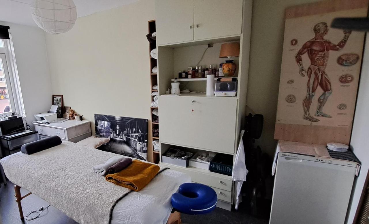 Airbnb 'Logeren Aan Het Plein' In Het Centrum Van Meppel Kültér fotó