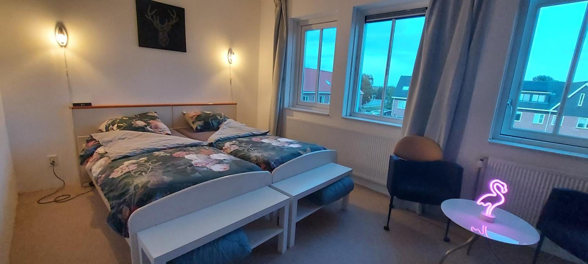 Airbnb 'Logeren Aan Het Plein' In Het Centrum Van Meppel Kültér fotó